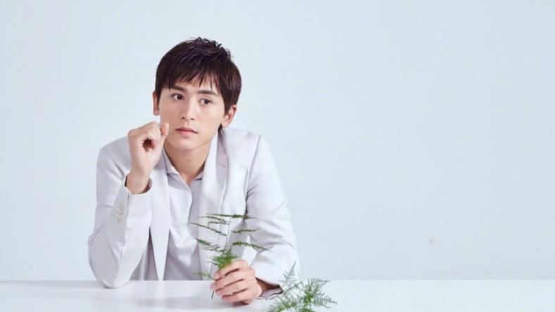 【虎嗅早报】中纪委评张哲瀚事件:过线者,必受惩戒;蔚来车主事故身亡,行驶数据浮出水面